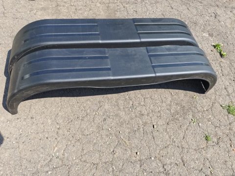 Крило для двохосного прицепа або лафети