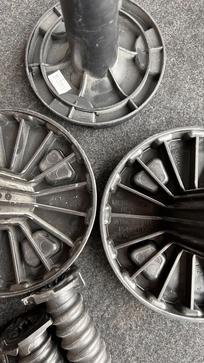 Кріплення запасного колеса Mercedes w204,w205,w211,w212,w164,w166 — фото 8