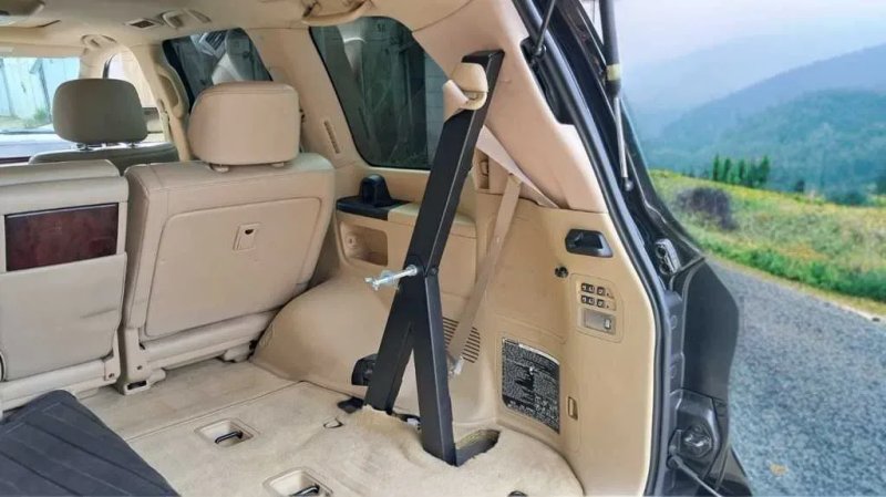 Кріплення запасного колеса Toyota Land Cruiser 100/200, Lexus LX470/LX570 — фото 2
