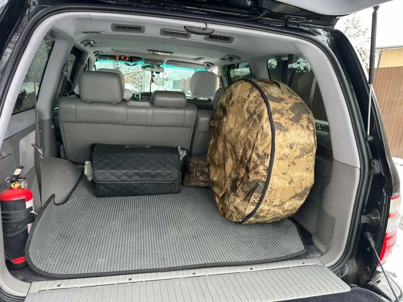 Кріплення запасного колеса Toyota Land Cruiser 100/200, Lexus LX470/LX570 — фото 3