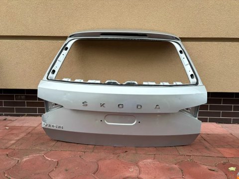 Кришка багажника Skoda Superb 3 2015- Універсал