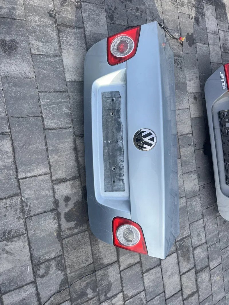 Кришка багажника vw Jetta 5 Jetta 6 задня ляда джетта 5 джетта 6 — фото 2