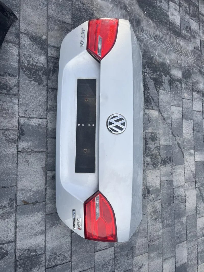 Кришка багажника vw Jetta 5 Jetta 6 задня ляда джетта 5 джетта 6 — фото 5