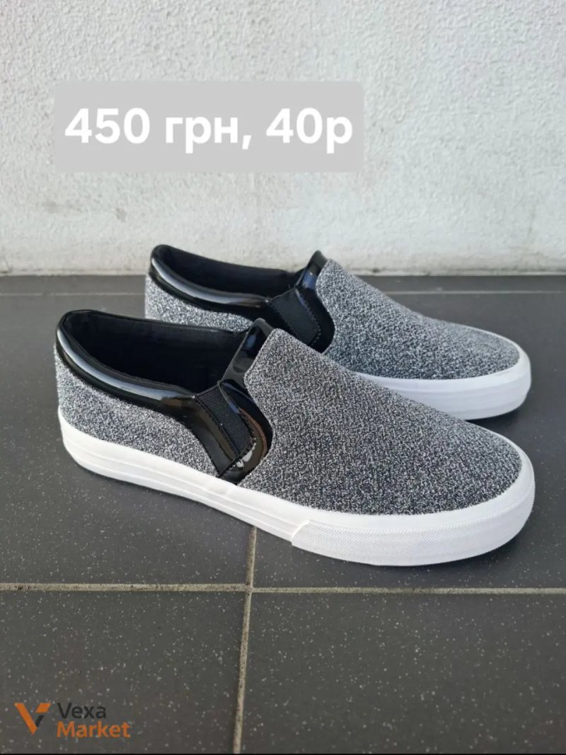 Кросівки-кеди Adidas 39 розмір та сліпони Pull&Bear 40 розмір — фото 2