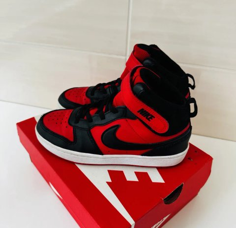 Кросівки Nike  Розмір 33,5