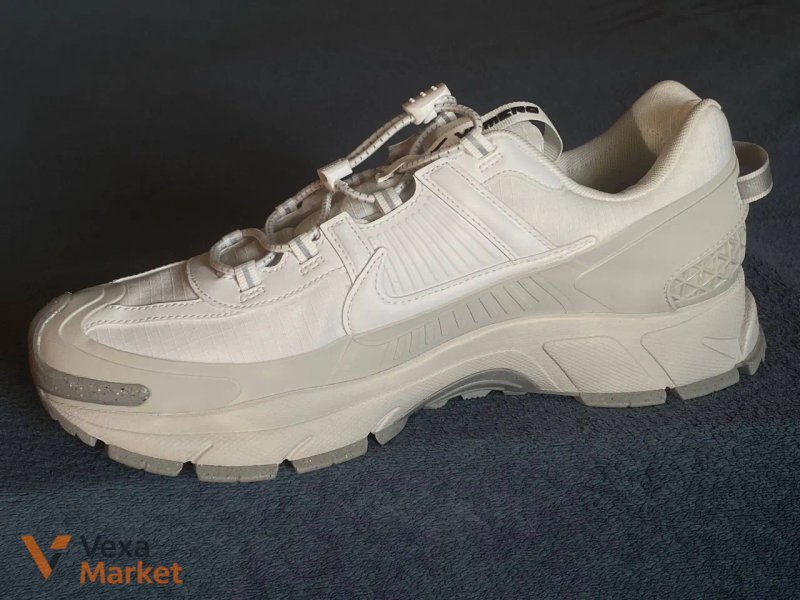 Кросівки Nike Zoom Roam білі — фото 2