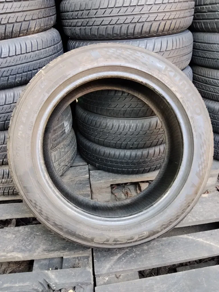 Kumho 205 55 r17 2шт шини літні б'у резина з Європи — фото 5