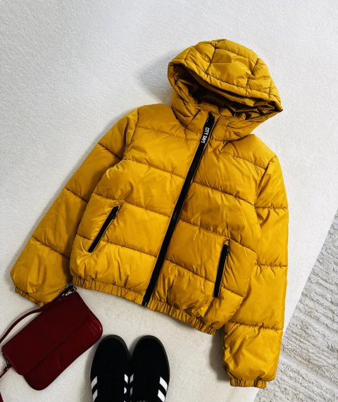 Курточка H&M 10-11 р.