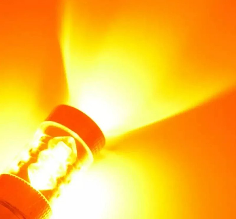 Лампа в поворот Led желтый в красном фонаре Osram 80W Янтарный USA США — фото 2