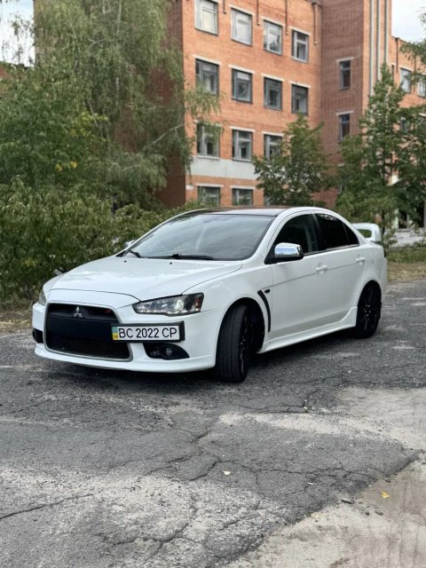 Lancer X 2008 рік 2.0 газ/бенз,акпп
