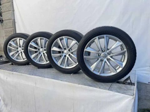 Легкосплавні диски Infiniti з гумою Bridgestone 225/55 R17 Розборка