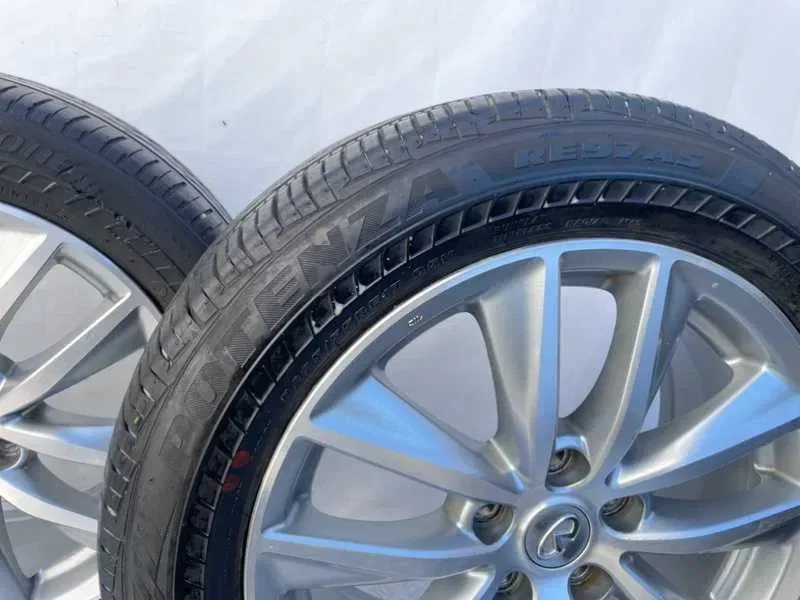 Легкосплавні диски Infiniti з гумою Bridgestone 225/55 R17 Розборка — фото 3