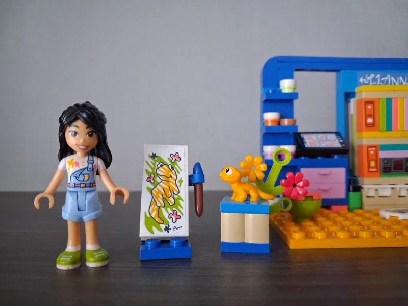 LEGO Friends Кімната Ліан (41739) — фото 2