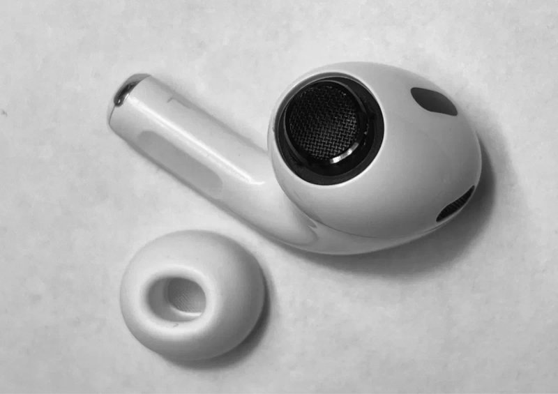 Лівий навушник  AirPods Pro 2 Gen A2698 A2699 A2700 — фото 2