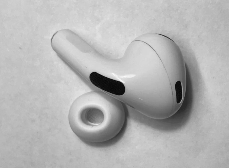 Лівий навушник  AirPods Pro 2 Gen A2698 A2699 A2700 — фото 5