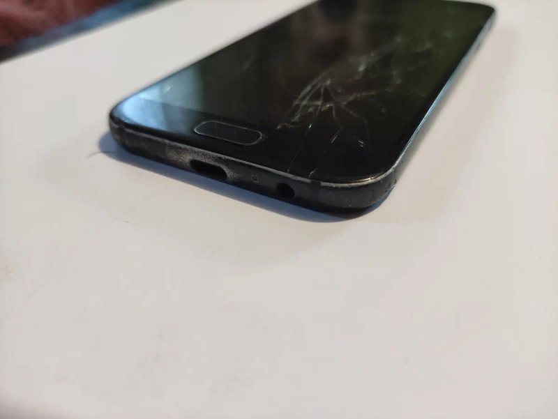 Лот смартфонів Samsung A5 (2017), J5 (2015), J3 (2016) — фото 3