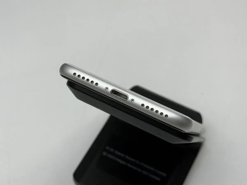 MAГAЗИН iPhone SE 2 (2020) 64gb White Neverlock ГАРАНТИЯ/Trade-In/Oбмeн — фото 5