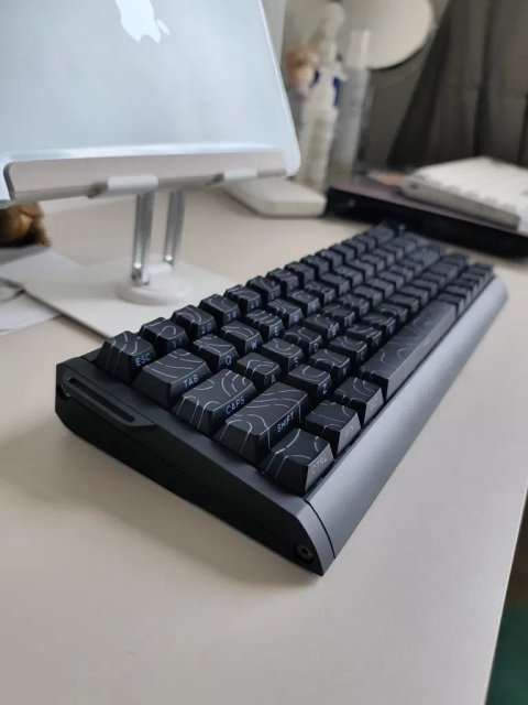 Магнитная клавиатура с алюминиевым корпусом Skyloong GK68 HE