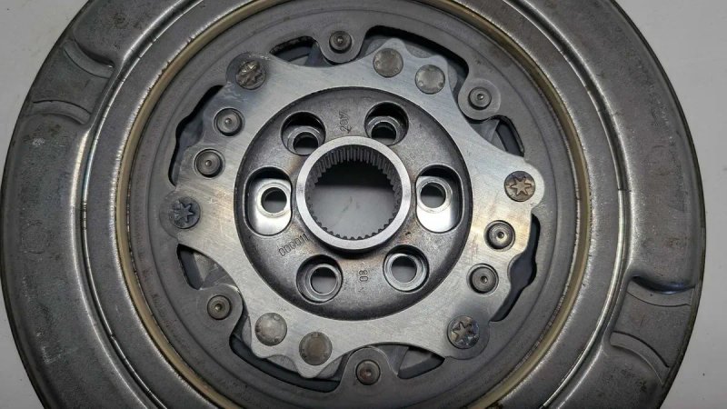 Маховик Volkswagen Passat B8 04E105266P 1.4 Гибрид Гібрид Коробка передач робот SCB Фольксваген Пассат Б8 Пасат Б8 — фото 4