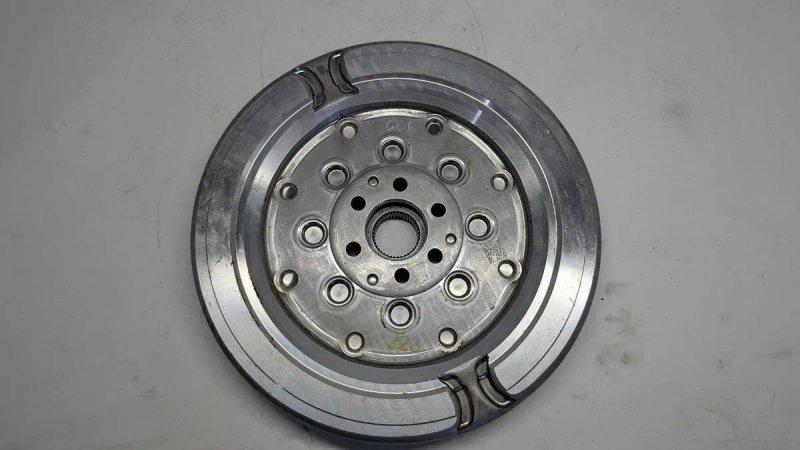 Маховик Volkswagen Passat B8 04E105266P 1.4 Гибрид Гібрид Коробка передач робот SCB Фольксваген Пассат Б8 Пасат Б8 — фото 8