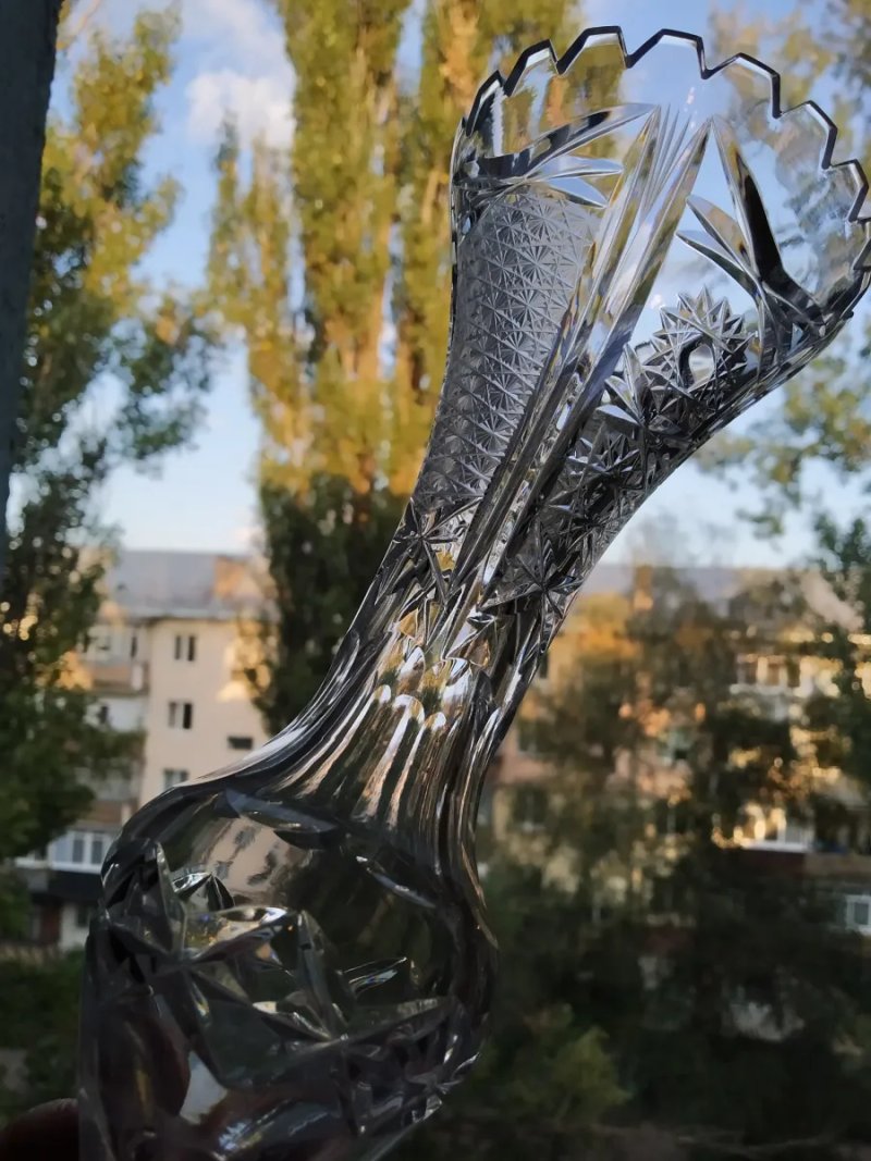 Маленька кришталева ваза на ніжці, 21 см. — фото 8