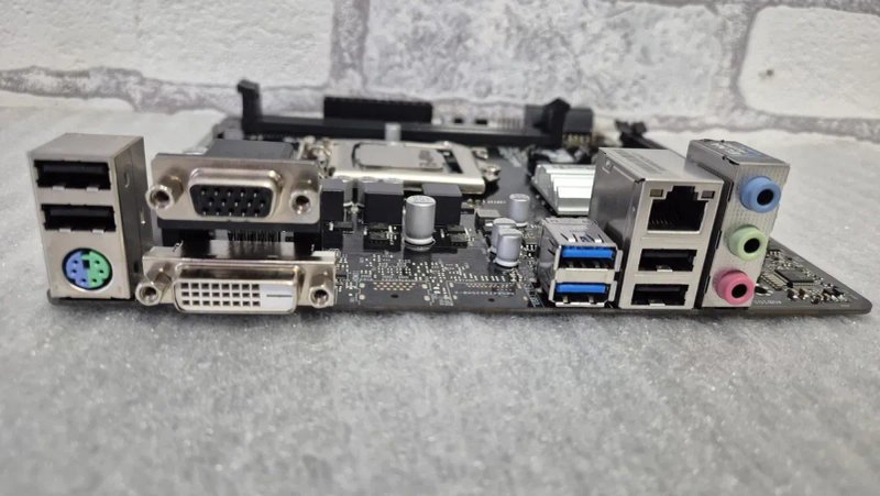 Материнська плата Asrock H310CM-DVS, процесор Intel core i3-8100, s1151v2 — фото 4