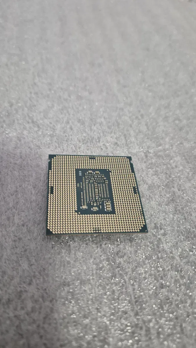 Материнська плата Asrock H310CM-DVS, процесор Intel core i3-8100, s1151v2 — фото 7