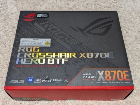 Материнська плата Asus ROG Crosshair X870E Hero BTF AMD Ryzen AM5 apex dark hero