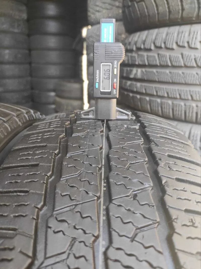Maxxis Vansmart Snow WL2 215/60r17c made in Thailand 2шт, 18год, 6-6,4мм, ЗИМА. Привезены из Германии — фото 5
