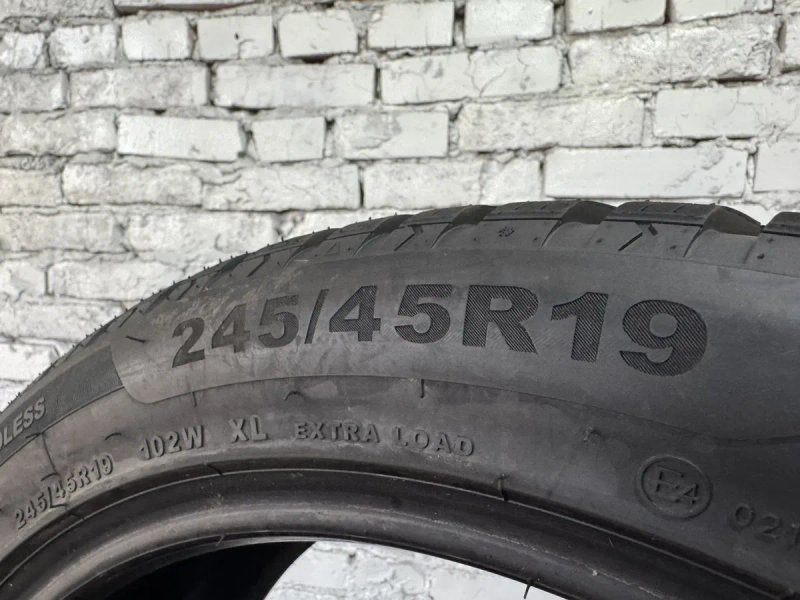 Майже нові зимові шини Giti 245/45 R19 — фото 5