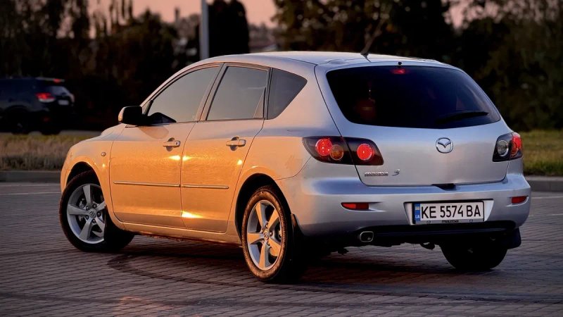 Mazda 3 2006, 1.6 газ бензин не крашена — фото 4