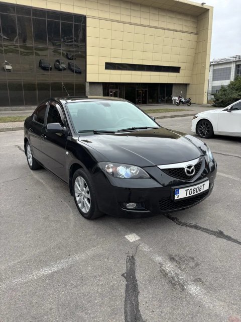 Mazda 3 на Автоматі в гарному стані