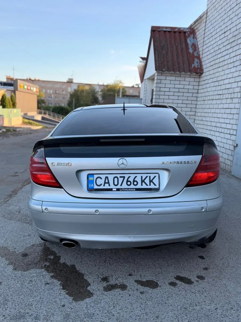 Mercedes-Benz C230 КОМПРЕССОР • Автомат • Газ/Бензин — фото 6