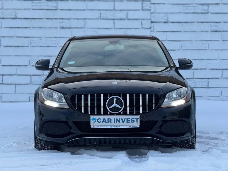 Mercedes Benz C300 — фото 2