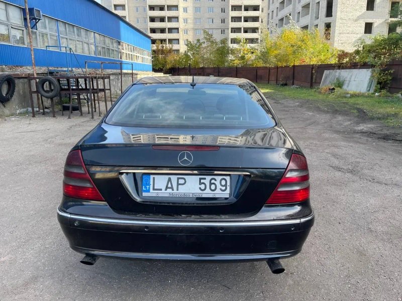 Mercedes E211( Мерседес Е211)3,2 Дизель 2003 рік Автомат Зад привід гарний лонговий Седан — фото 4