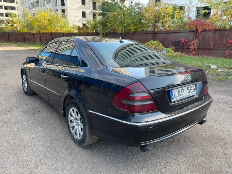 Mercedes E211( Мерседес Е211)3,2 Дизель 2003 рік Автомат Зад привід гарний лонговий Седан — фото 6