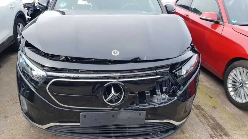Mercedes EQA H243 бампер Мерседес AMG розборка шрот — фото 2