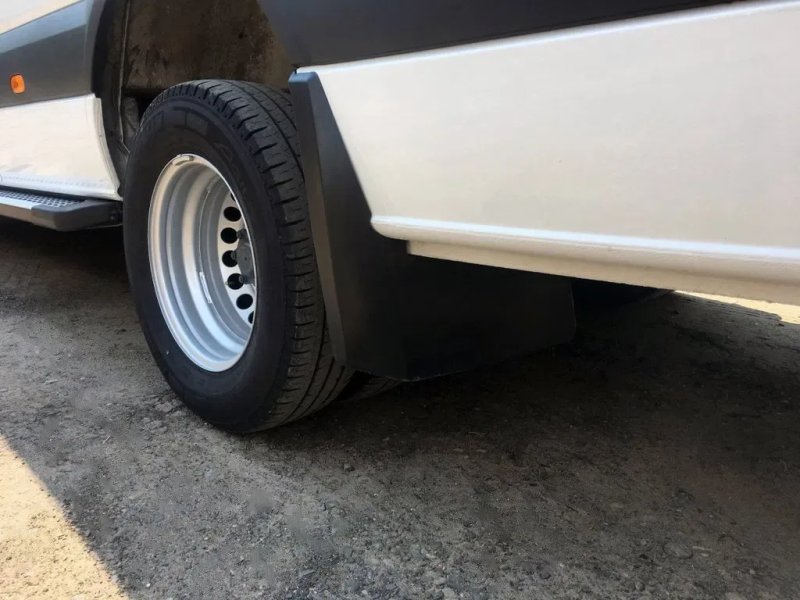 Mercedes Sprinter W906/Crafter Задние брызговики двухкатовковый — фото 2