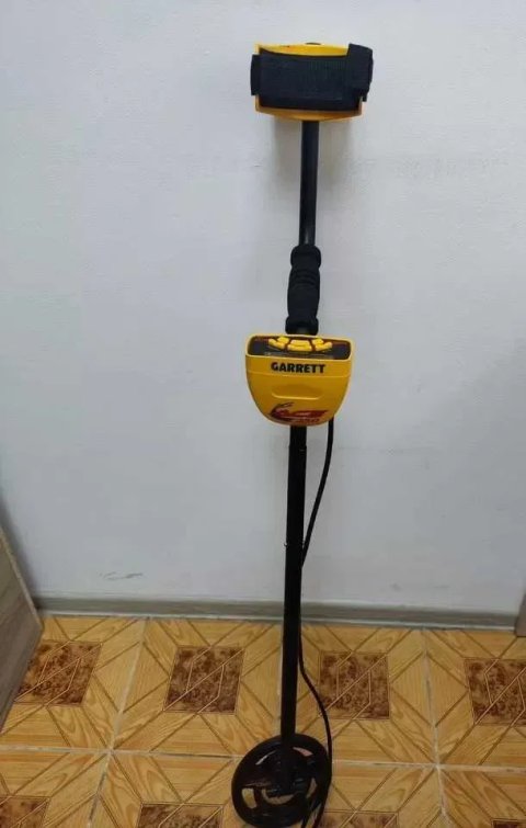 металошукач Garrett ACE 250