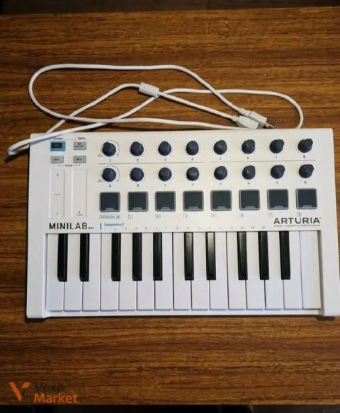 Міді-клавіатура Arturia MiniLab MkII White