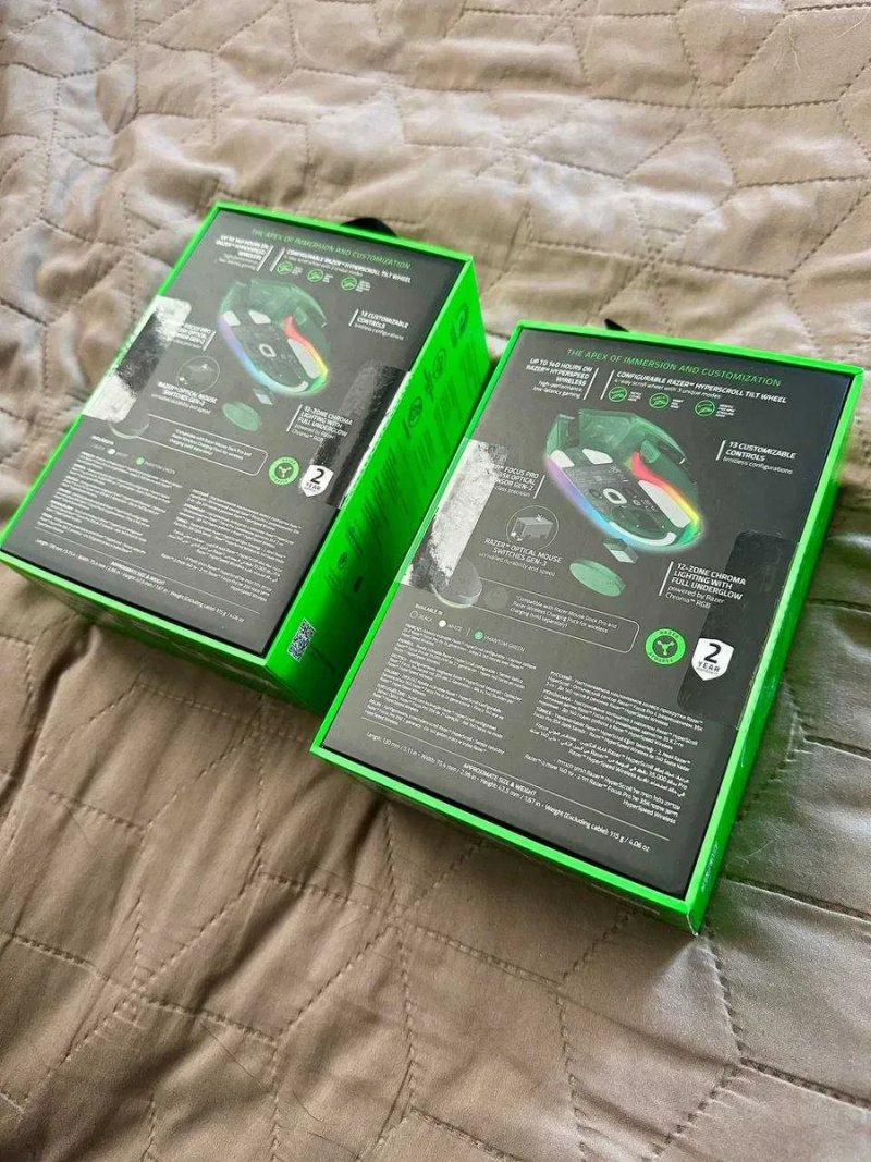Миша Razer Basilisk V3 PRO Wireless 35K Phantom Green (RZ01-05240300-R3G1) — фото 2