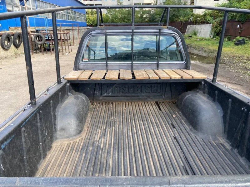 Mitsubishi L200( Містубісі Л200) 2,5 Дизель  Механіка 2003 рік Повний привід 4Х4 Гарний Пікап — фото 7