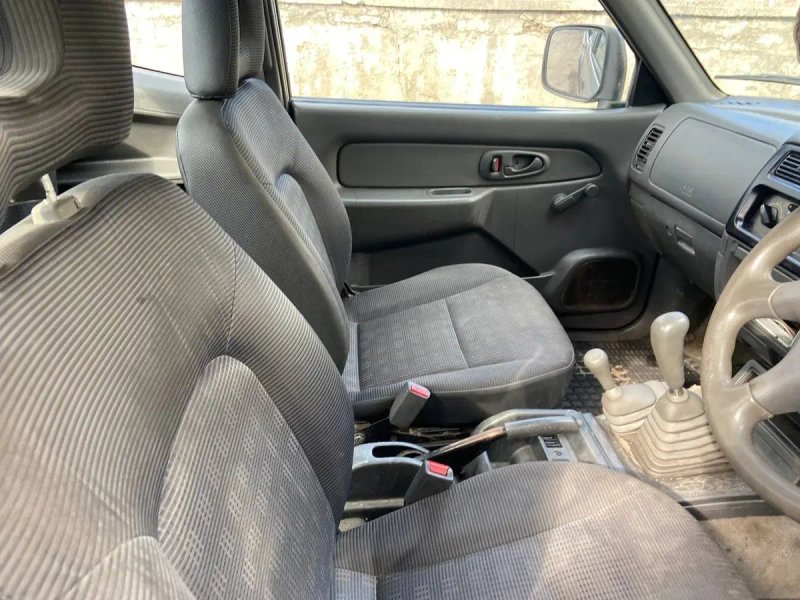 Mitsubishi L200( Містубісі Л200) 2,5 Дизель  Механіка 2003 рік Повний привід 4Х4 Гарний Пікап — фото 8