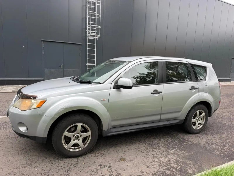 Mitsubishi Outlander XL 2.0 дизель Мітсубісі Аутлендер — фото 4
