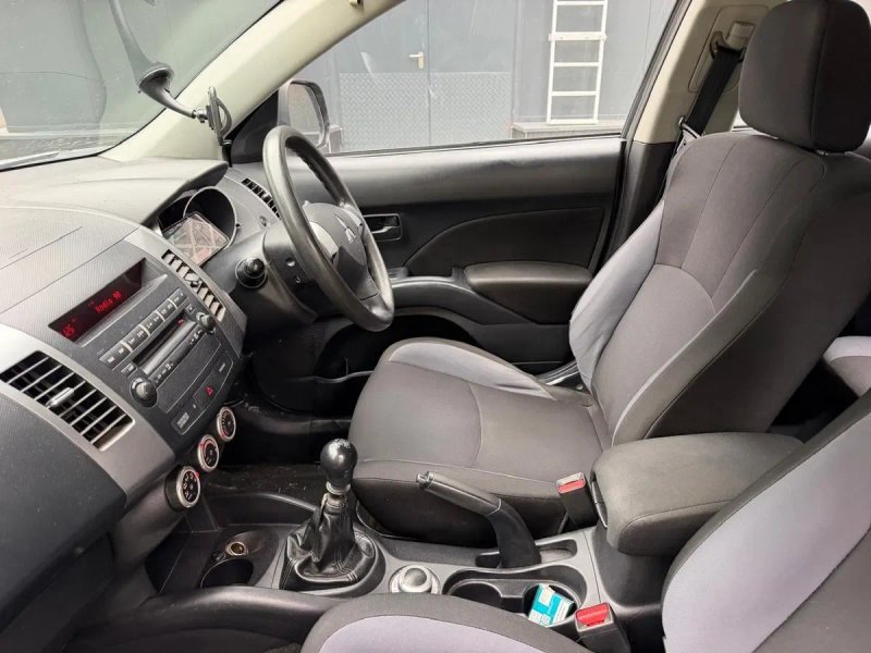 Mitsubishi Outlander XL 2.0 дизель Мітсубісі Аутлендер — фото 8
