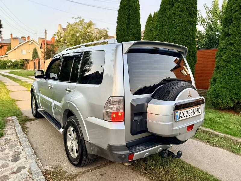 Mitsubishi Pajero 2007 3.0 GBO Avtomat — фото 6