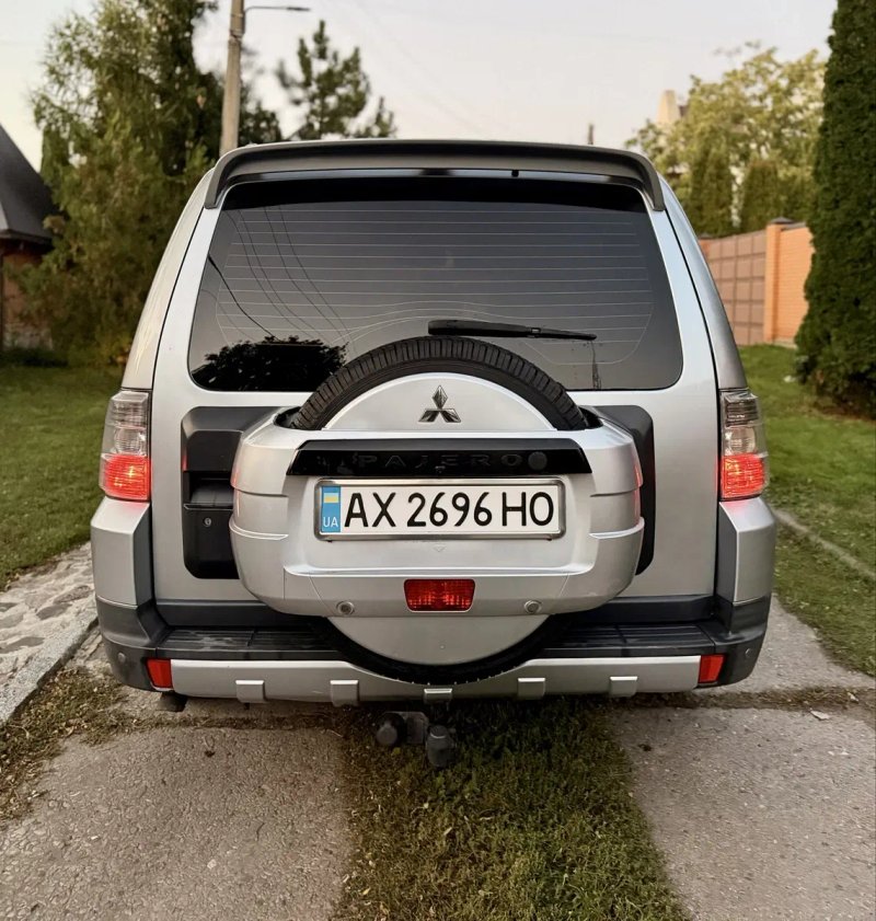 Mitsubishi Pajero 2007 3.0 GBO Avtomat — фото 7