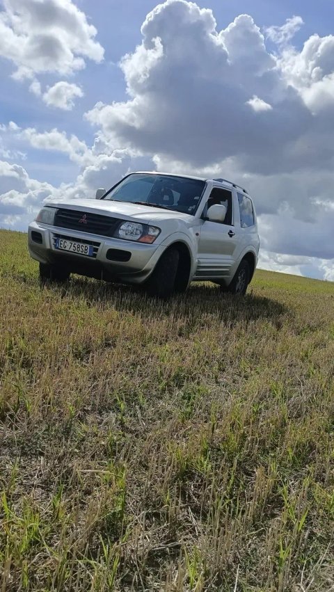 Mitsubishi pejero