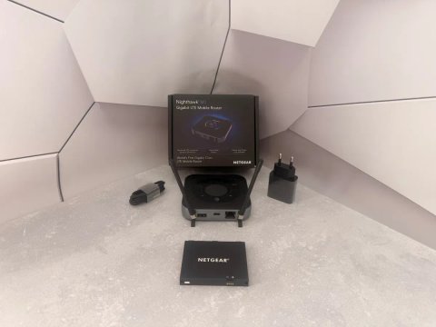Мобільний WiFi 4G роутер Netgear MR1100 (M1) Б/У. + термінальні антени 3дБ
