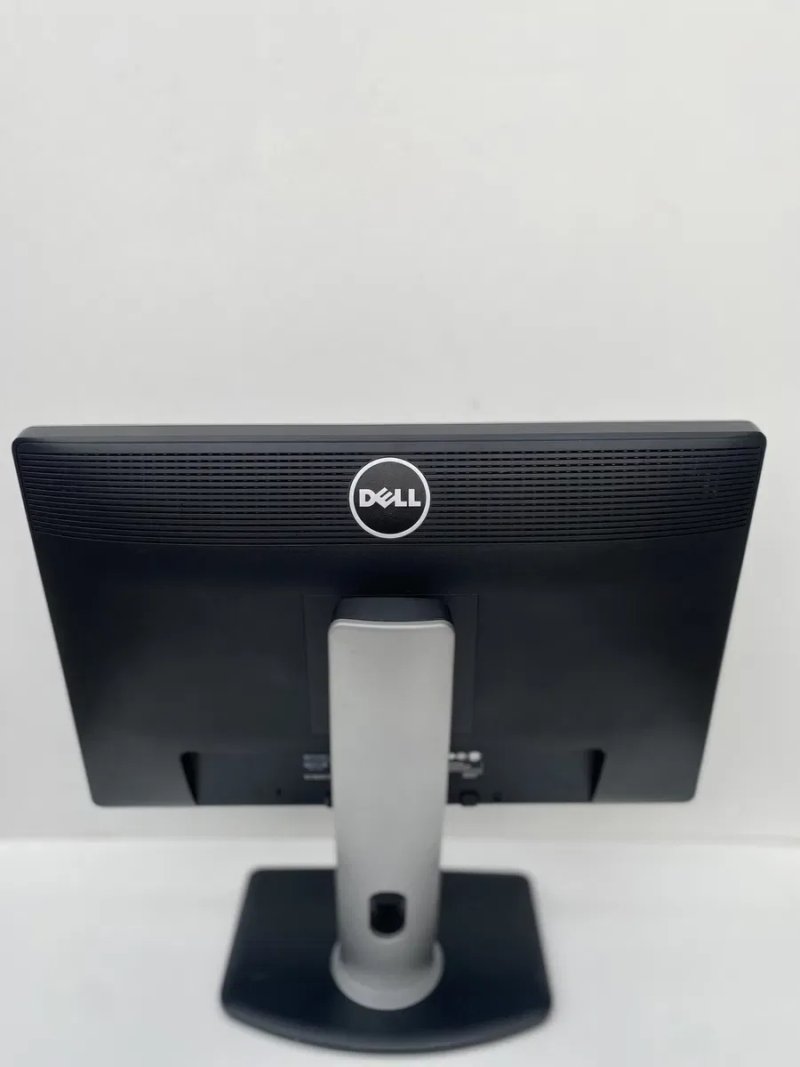 Монітор 22" LED TN, Dell P2213t 1680 x 1050 16:10 VGA, DVI, DPort — фото 2